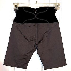 Copper Life Women’s Back Support Shorts in Slate Grey, Copper and Zinc Infused M